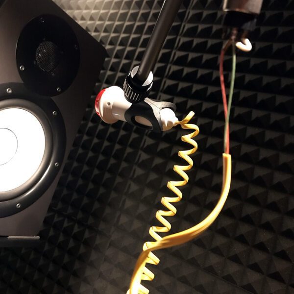 Speakers Real Microphones and Speakers Simulations (VST, AU, AAX)